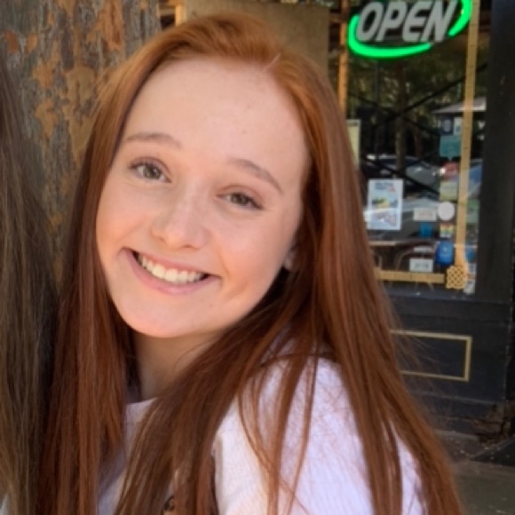 Meet your Posher, Izzy - Picture 1 of 1